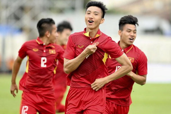 Văn Hậu đá chính ở trận Việt Nam 2-1 Campuchia Văn Hậu đá chính ở trận Việt Nam 2-1 Campuchia