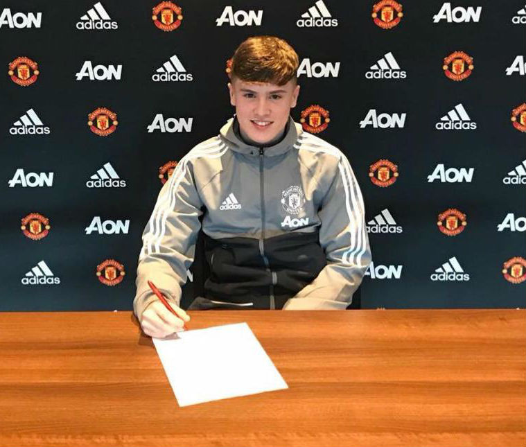 M.U ra mắt tài năng trẻ Charlie McCann tin chuyển nhượng, chuyển nhượng mu, chuyển nhượng real, chuyển nhượng chelsea, chuyển nhượng arsenal