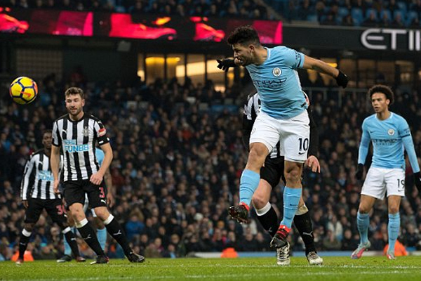 Man City tiếp tục thể hiện đẳng cấp
