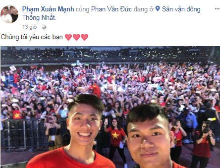 Xuân Mạnh cảm ơn NHM sau lần 2 được vinh danh