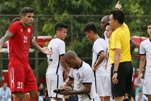 bóng đá Việt Nam, V-League, tin tức V-League, TP Hồ Chí Minh, HLV Miura, Gonzalo