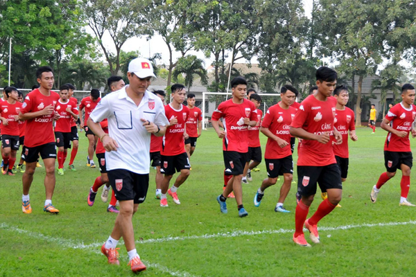 bóng đá Việt Nam, V-League, tin tức V-League, hạng Nhất, Long An, Long An giải thể
