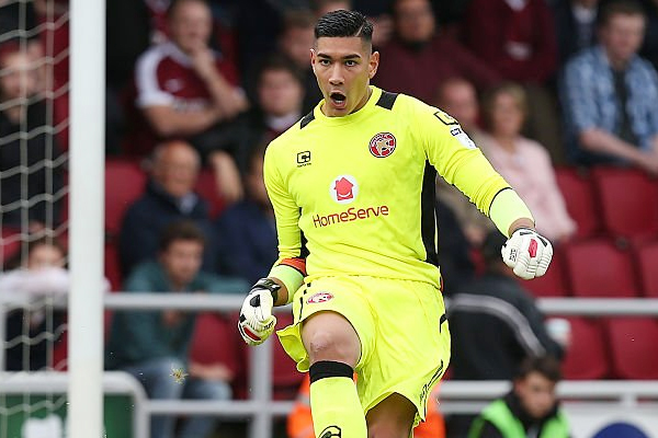 Chelsea vs Cardiff, thủ môn Philippines, Ngoại hạng Anh, bóng đá Anh, Neil Etheridge