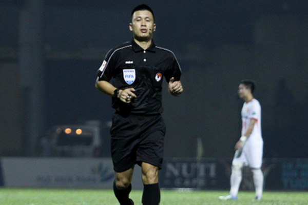 bóng đá Việt Nam, V-League, tin tức V-League, trọng tài v-league, HAGL, Công Phượng, Hà Nội