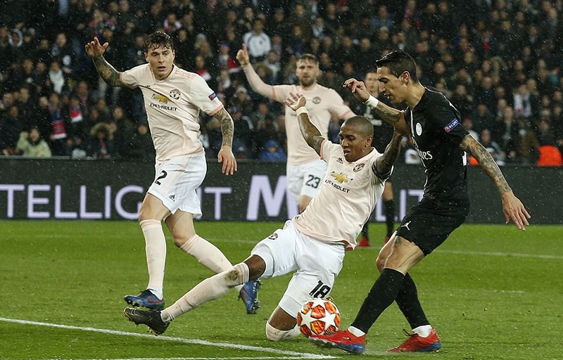 Di Maria đã đưa bóng vào lưới Man Utd ở phút 55... PSG 1-3 MU, kết quả PSG 1-3 MU, tỉ số PSG 1-3 MU, kết quả C1, kết quả champions League, kết quả cúp C1
