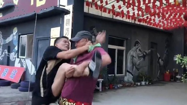 võ thuật, video võ thuật, Diệp Vấn, đệ tử diệp vấn, Dư Xương Hoa, Điền Dã, võ thuật trung quốc, võ việt nam