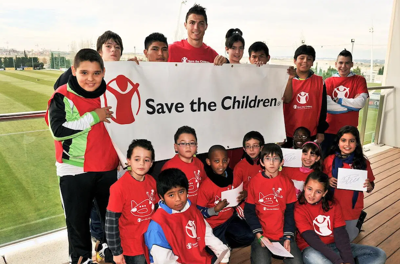 Ronaldo thường xuyên tham gia các hoạt động vì trẻ em. Ảnh: Wenn Ronaldo, câu chuyện về Ronaldo, Juventus, siêu sao Ronaldo, video Ronaldo, Real Madrid