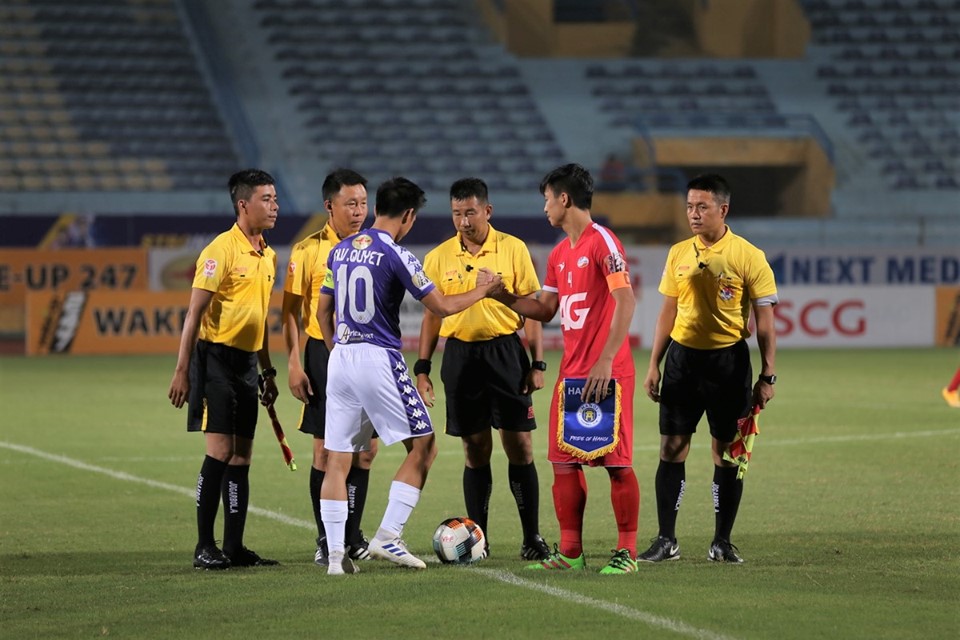 Trọng tài, Trọng tài ngoại, Vleague 2019, trụ hạng, Khánh Hòa, HAGL