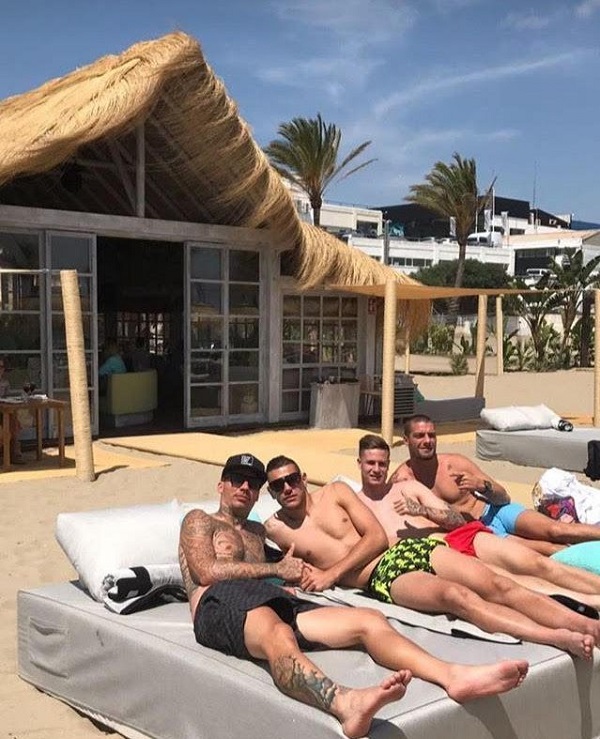 Theo Hernandez, Real Madrid, Atletico Madrid, Alaves, bê bối sex