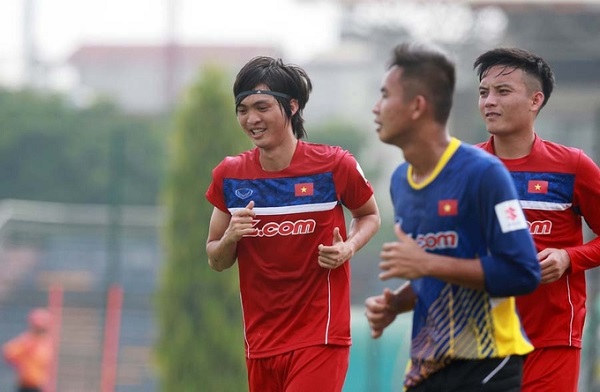 Luis Milla, U22 Indonesia, U22 Việt Nam, HLV Hữu Thắng, SEA Games 29, bốc thăm bóng đá nam SEA Games 29 