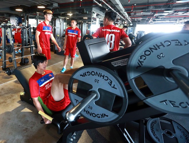 SEA Games 29, U22 Việt Nam tập gym, U22 Việt Nam, HLV Hữu Thắng, Công Phượng