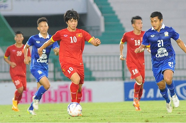 Four Four Two, SEA Games 29, Phóng viên Thái Lan, U22 Thái Lan, U22 Việt Nam, Bee Uamklat