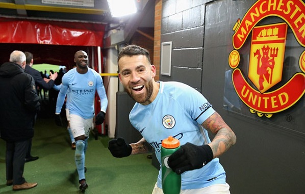 Valencia, MU, Man City, Pogba, Fellaini, tin tức MU