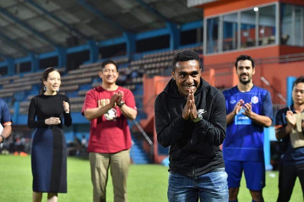Thai League, Thai Port, Terens Puhiri, ‘cầu thủ nhanh nhất thế giới’
