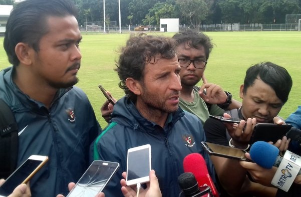 Park Hang Seo, U23 Việt Nam, HLV Indonesia, Luis Milla, U23 châu á
