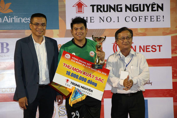 HLV Park Hang Seo, U19 Đồng Tháp, U19 QG, Trần Công Minh, Nguyễn Nhật Trường