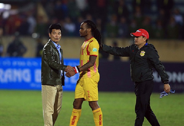 V.League, Nam Định FC, HAGL, bóng đá Việt Nam