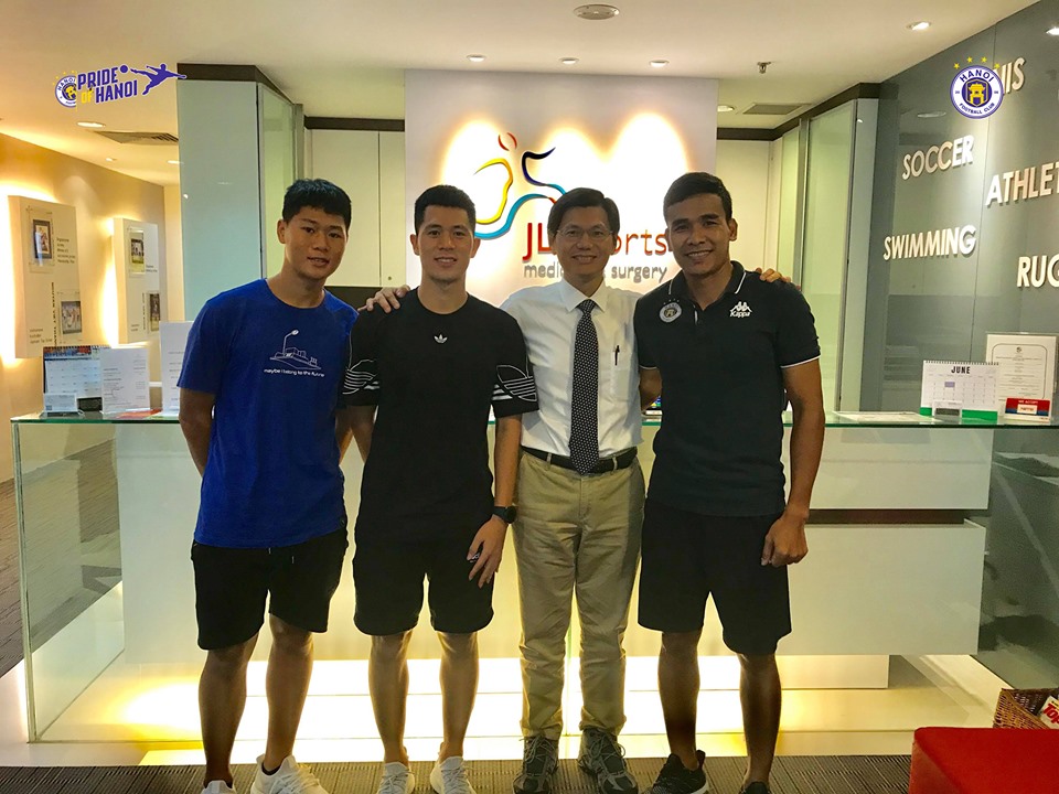Dinh trong goes to Singapore 