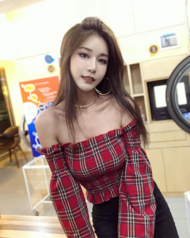 Park Si Hyun, những cô gái ring girl xinh đẹp, đệ nhất ring girl, hot girl thể thao hàn quốc