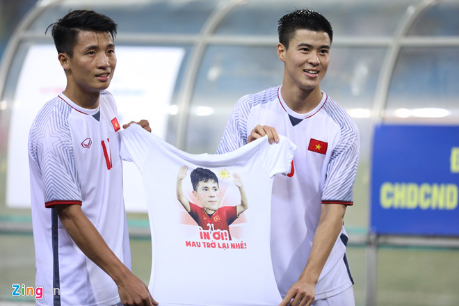 Đình Trọng chấn thương, Duy Mạnh và Đình Trọng, Duy Mạnh đá cặp với ai, Duy Mạnh đá cặp Đình Trọng