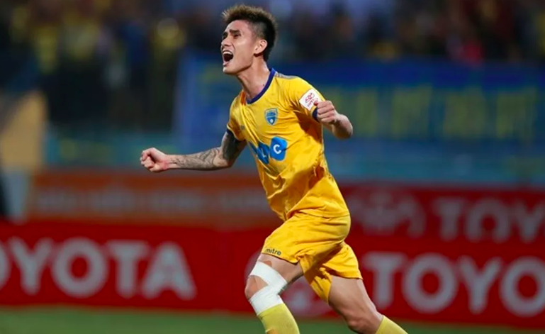 chuyển nhượng vleague, đinh tiến thành rời thanh hoá, đinh tiến thành đến hà nội, chuyển nhượng hà nội fc