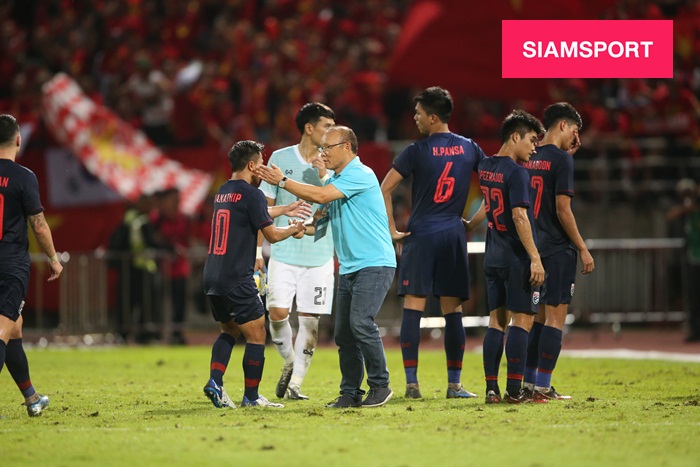 việt nam vs thái lan, công phượng, chanathip songkrasin, vòng loại world cup 2022, ảnh việt nam vs thái lan