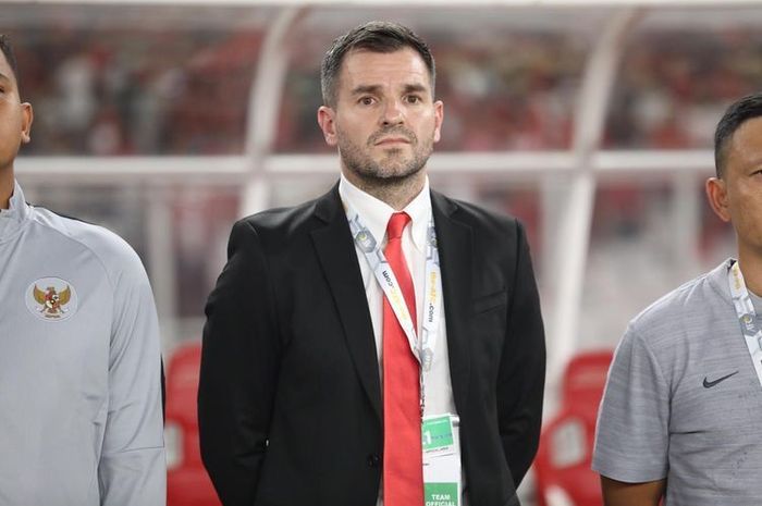 indonesia vs việt nam, indonesia vs thái lan, thái lan vs indonesia, hlv simon mc menemy, vòng loại world cup 2022