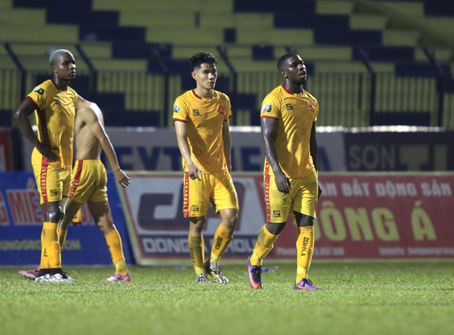 HLV Mai Xuân Hợp, chủ tịch nguyễn văn đệ, bầu đệ, thanh hoá vs than quảng ninh, bxh vòng 23 vleague 2019