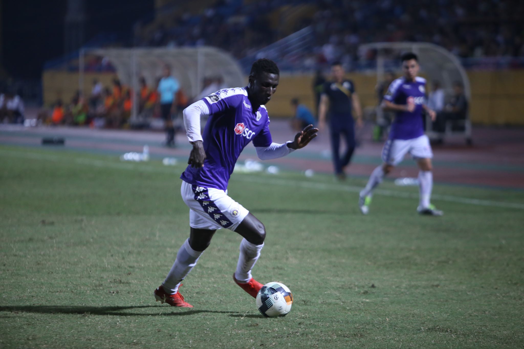 hà nội fc, v-league 2019, pape omar faye, hà nội vô địch vleague, tiểu sử pape omar, pape omar xuất sắc nhất