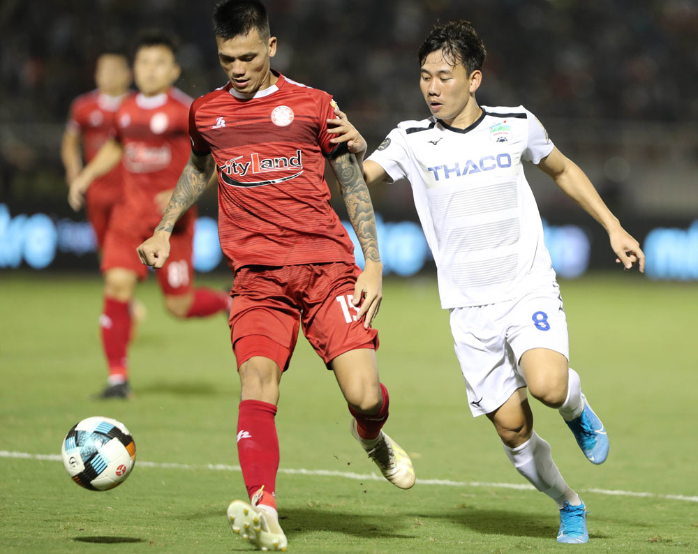 hagl, trần minh vương, hagl trụ hạng, dành cả thanh xuân để trụ hạng, hagl vs tphcm, v-league 2019