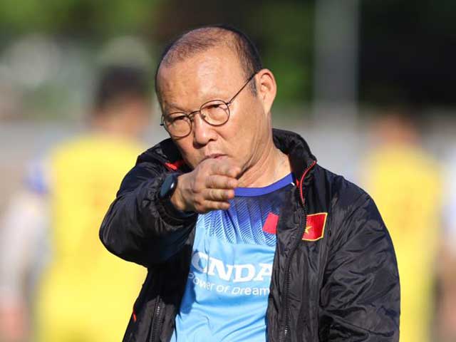 hlv xuất sắc nhất đông nam á, hlv park hang seo, hlv tan cheng hoe, việt nam vs thái lan
