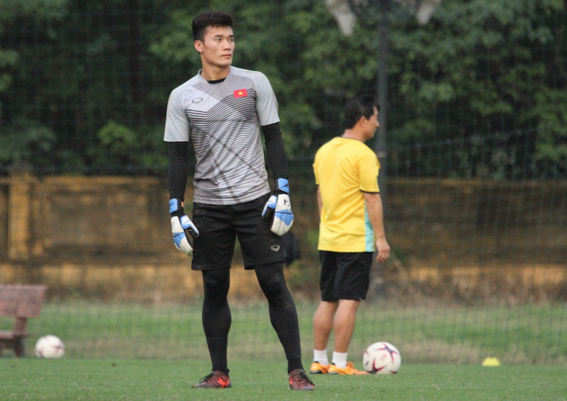 thủ môn tiến dũng, bùi tiến dũng, flc thanh hoá, ha noi fc, vleague, dtvn, hlv park hang seo