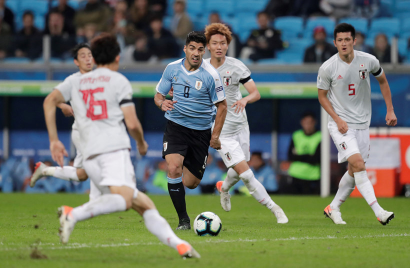 Luis Suarez, cảm xúc khó tả, Copa America 2019, Nhật Bản hòa, Uruguay 