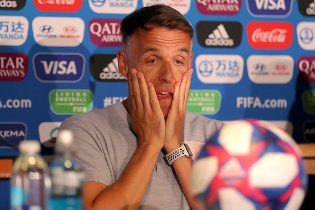 World Cup nữ 2019, HLV Anh, Mỹ, Phil Neville, spy, gián điệp, thiếu Fair-play