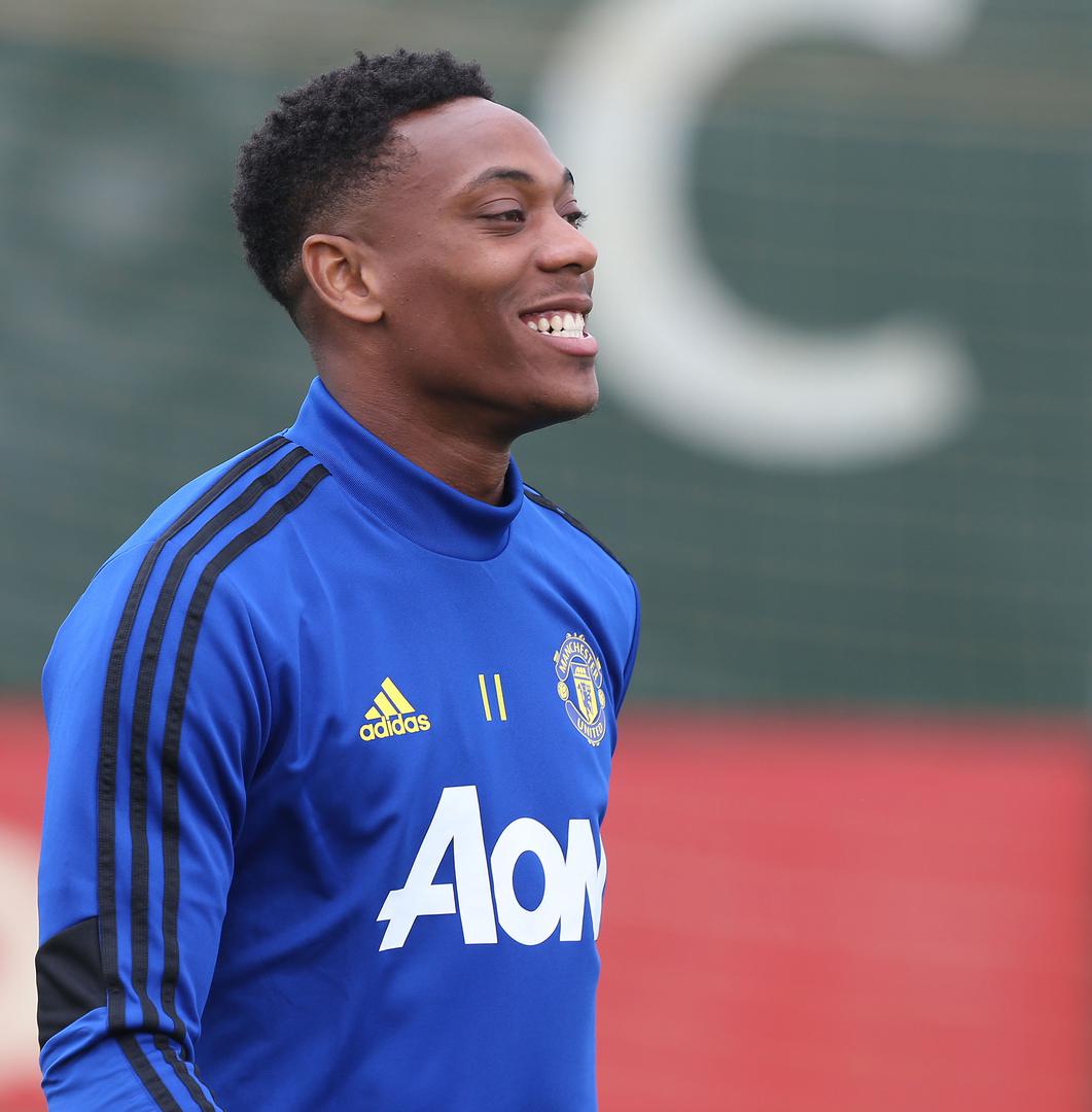 Chùm ảnh, ngày hội quân MU, Manchester Utd, HLV Ole Gunnar Solskjae, pogba vắng mặt, tập luyện