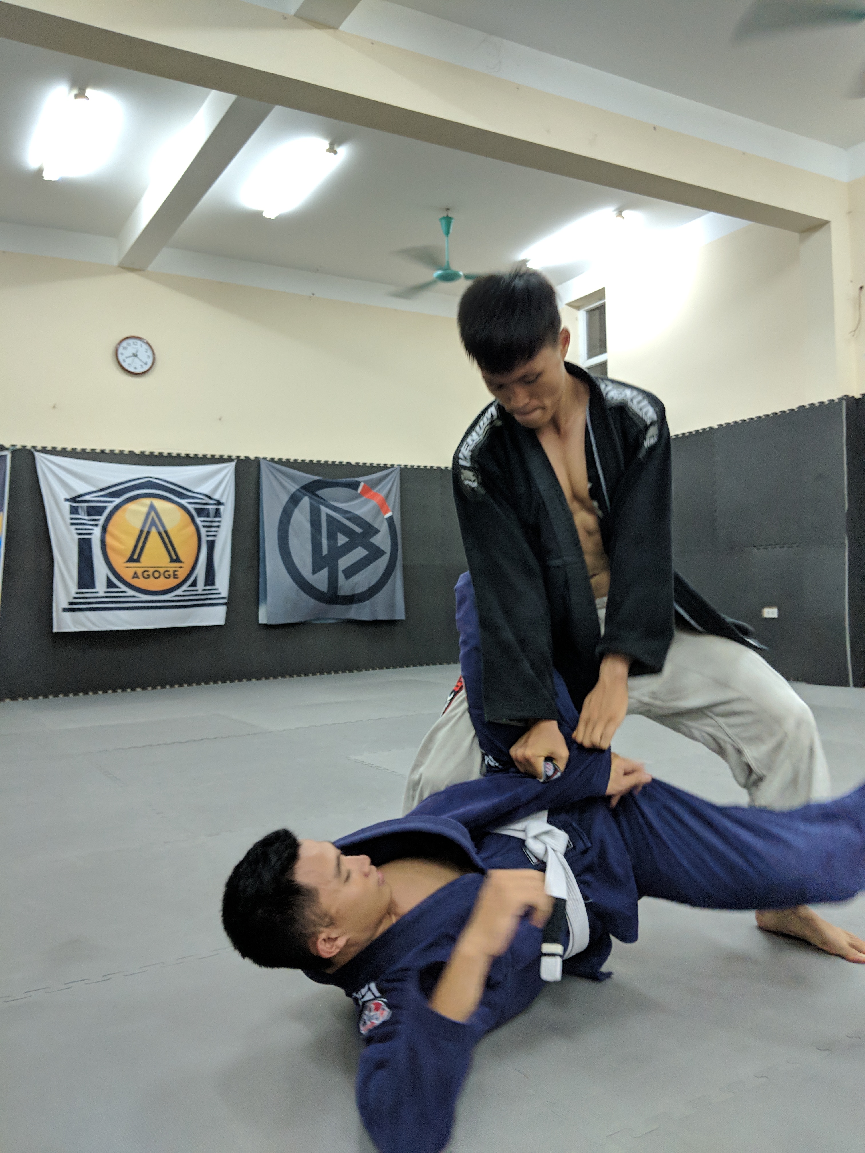 Giải đấu lần này sẽ tổ chức theo hình thức Gi (có võ phục) để phù hợp với nhiều đối tượng hơn. Hanoi Open 2018, BJJ Việt Nam, cộng đồng BJJ Hà Nội, Hanoi BJJ Community, giải đấu đầu tiên tại Hà Nội