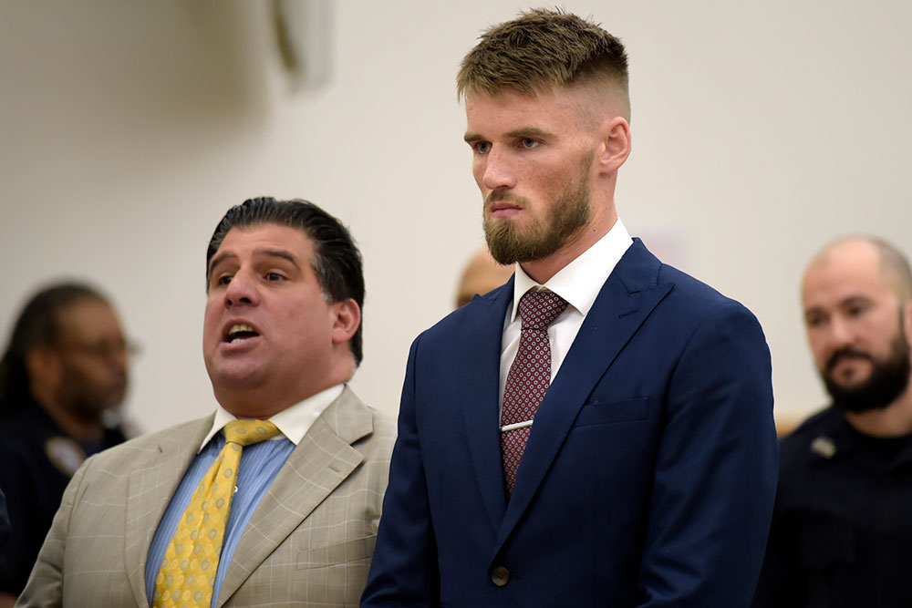 án phạt Conor, Conor tấn công xe bus, UFC, MMA, Conor vs Khabib, Conor McGregor quay trở lại, UFC 223, 