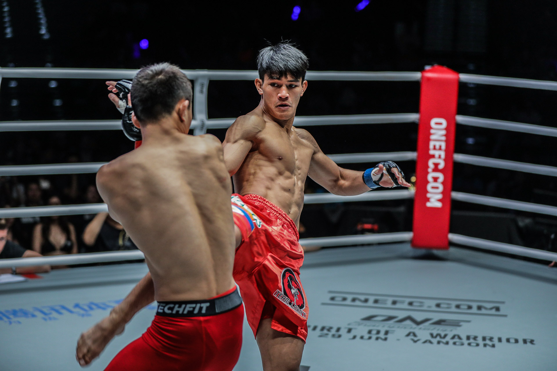 đối thủ đầu tiên của johnson ở ONE championship, đối thủ đầu tiên của johnson,