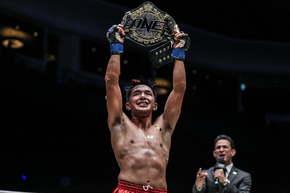 đối thủ đầu tiên của johnson ở ONE championship, đối thủ đầu tiên của johnson,