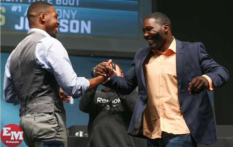 anthony johnson chen ngang tranh đai với cormier, anthony johnson, rumble johnson, rumble trở lại,
