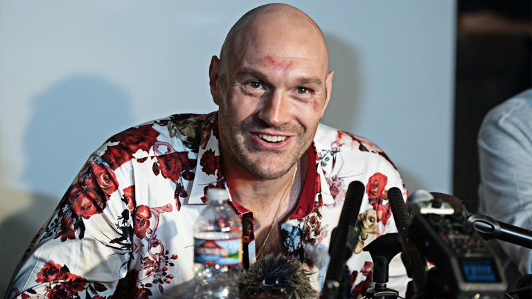 tyson fury tặng 10 triệu đô tiền thưởng, tyson fury tặng tiền thưởng cho người nghèo, tyson fury, deontay wilder