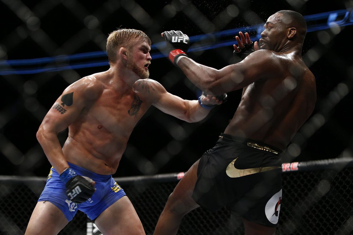 jon jones, ufc 232, alexander gustafsson, vũ khí bí mật