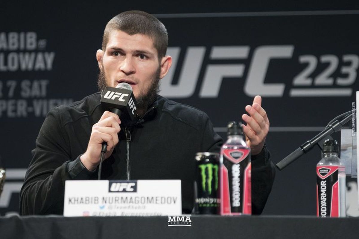 khabib nurmagomedov, khabib chỉ trích phóng viên, khabib chỉ trích vấn đề sắc tộc,