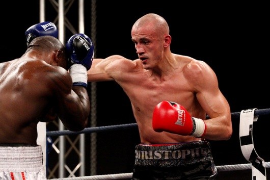 võ sĩ boxing, bạo động tại pháp, võ sĩ tấn công cảnh sát,