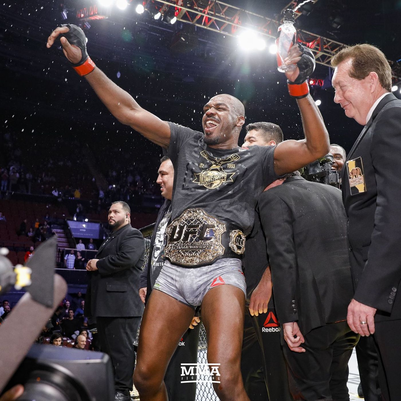 ufc, mma, jon jones, greg jackson, những kẻ căm ghét jon jones,