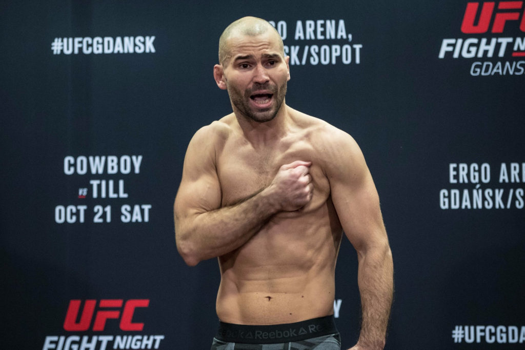 ufc, mma, artem lobov, thách đấu buakaw, saenchai,