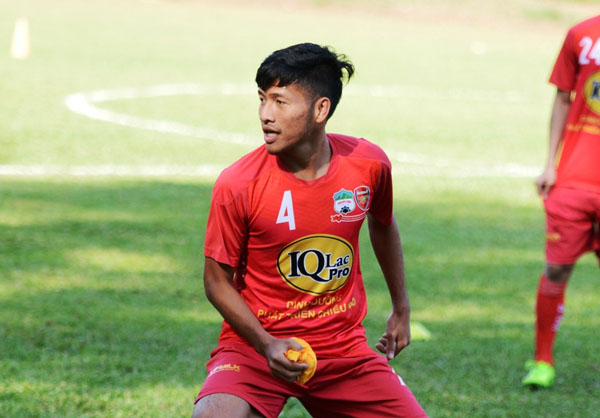 hagl 0-1 tphcm, ket qua ti so hagl 0-1 tphcm, trung ve dang tuan, cong phuong, vleague