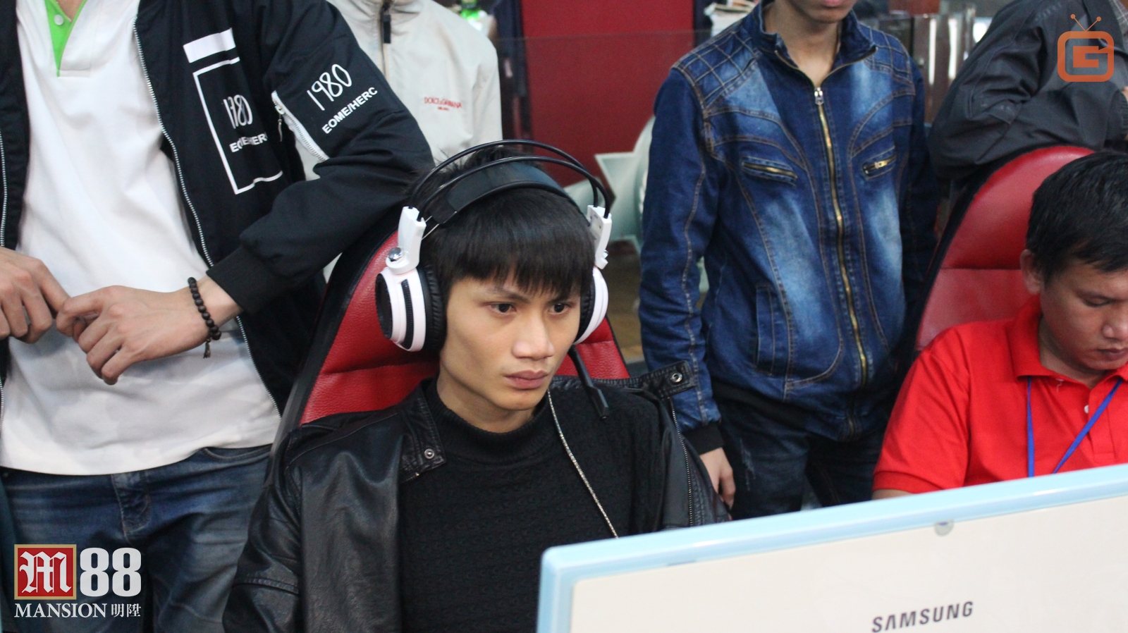 Chim Sẻ Đi Nẵng, AOE Việt Nam, Hồng Anh, AOE  Pro Master 2017, chung kết Chim Sẻ vs Hồng Anh, solo random