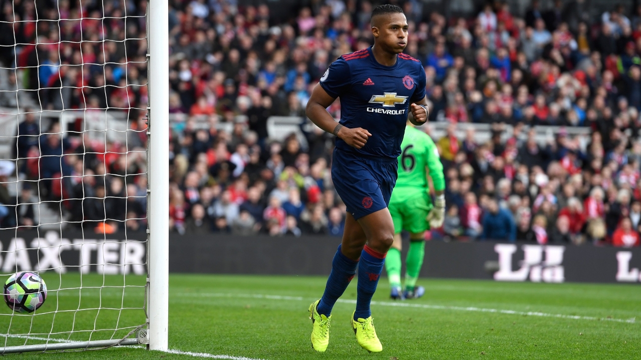 Antonio Valencia, manchester united, middlesbrough,hlv mourinho,premier league