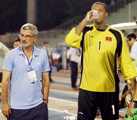 Phan Văn Santos, V-League, Long An,ĐTVN, quái kiệt sân cỏ VN, 